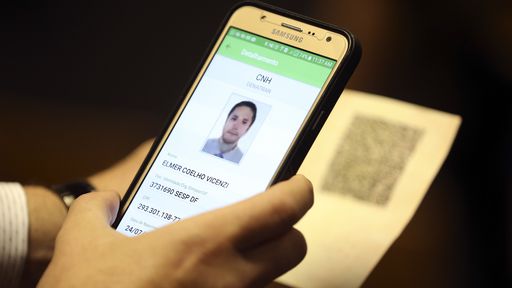 Uso da CNH eletrônica é antecipado e passa a valer a partir de 1º de fevereiro