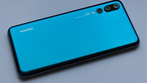 Huawei deve reduzir produção de celulares em mais de 60% neste ano, diz site