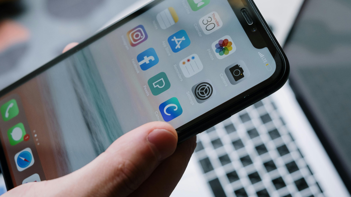 The Exploitation of Apple’s Trusted Notification Infrastructure