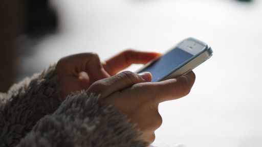 Justiça valida demissão por WhatsApp; indenização só cabe em casos específicos