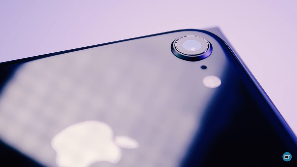 iPhone 8 traz uma câmera traseira, mas não possui modo retrato (Foto: Canaltech)