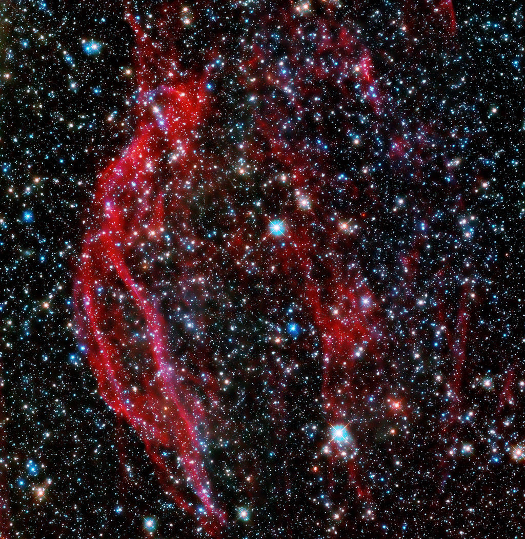 Imagem completa do DEM L249, considerado um remanescente deixado após a morte de uma estrela anã branca (Imagem: ReproduçãoNASA/ESA/Y. Chou/Gladys Kober)