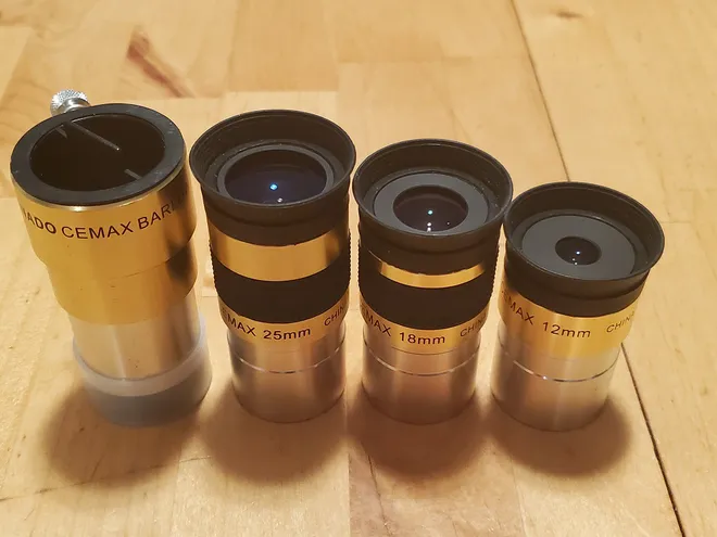 As lentes Barlow aumentam a distância focal do telescópio (Imagem: Reprodução/Stringfixer)