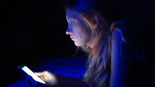Telas, telas e mais telas: como cuidar da visão na era digital?