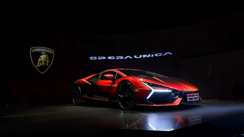 Lamborghini Revuelto Opera Unica