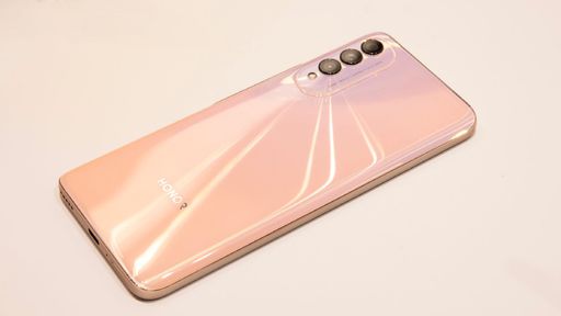 Honor X20 SE tem imagens reais vazadas exibindo design com acabamento brilhante