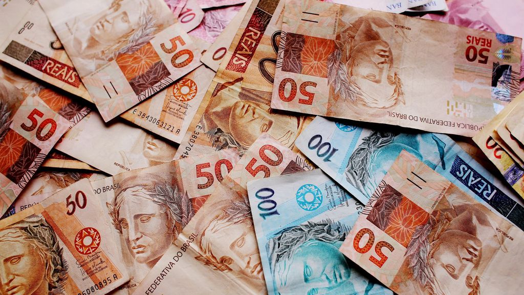 Imagem de notas de reais