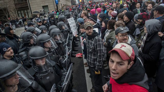 IA analisa tweets para determinar quando um protesto ficará violento