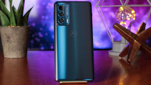 Motorola detalha funcionamento do zoom 5x do Edge 20 Pro com "ótica dobrada"