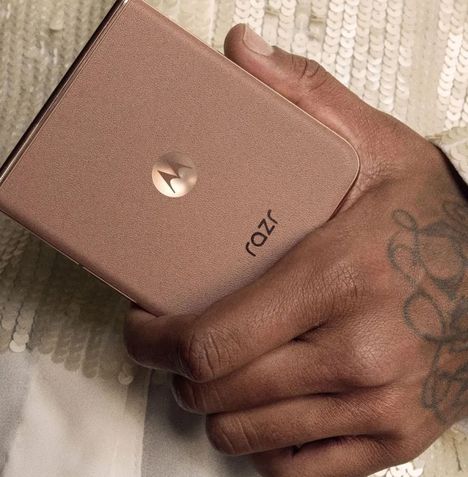 Motorola Razr 50 Ultra Mocha Mousse Motorola Razr 50 Ultra Mocha Mousse