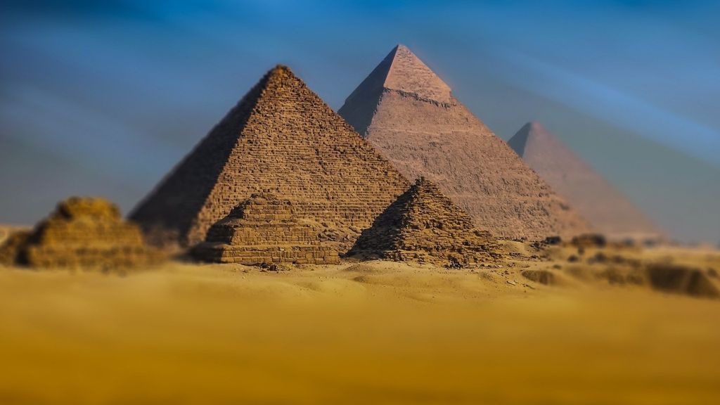 Imagem das pirâmides no Egito
