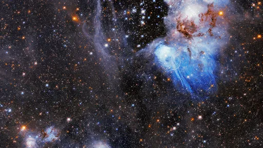 Esta nebulosa abriga uma "bolha cósmica" de origem misteriosa