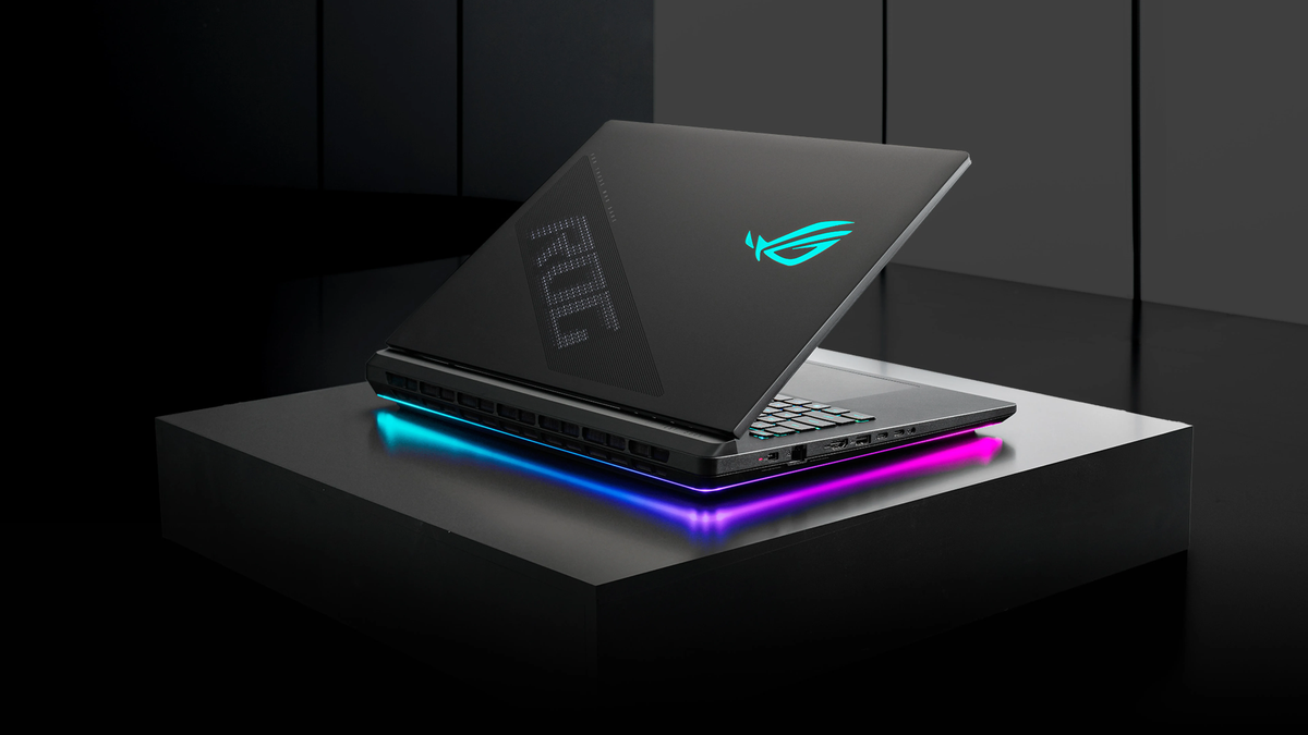 Novo Asus ROG Strix Scar 18 chega com tela de 1.600 nits e preço astronômico