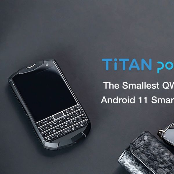 Menor smartphone QWERTY do mundo é resistente a quedas e tem