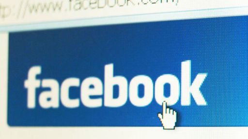Descubra de quais grupos fechados algum contato seu participa no Facebook