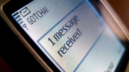 Primeira mensagem SMS faz aniversário de 25 anos