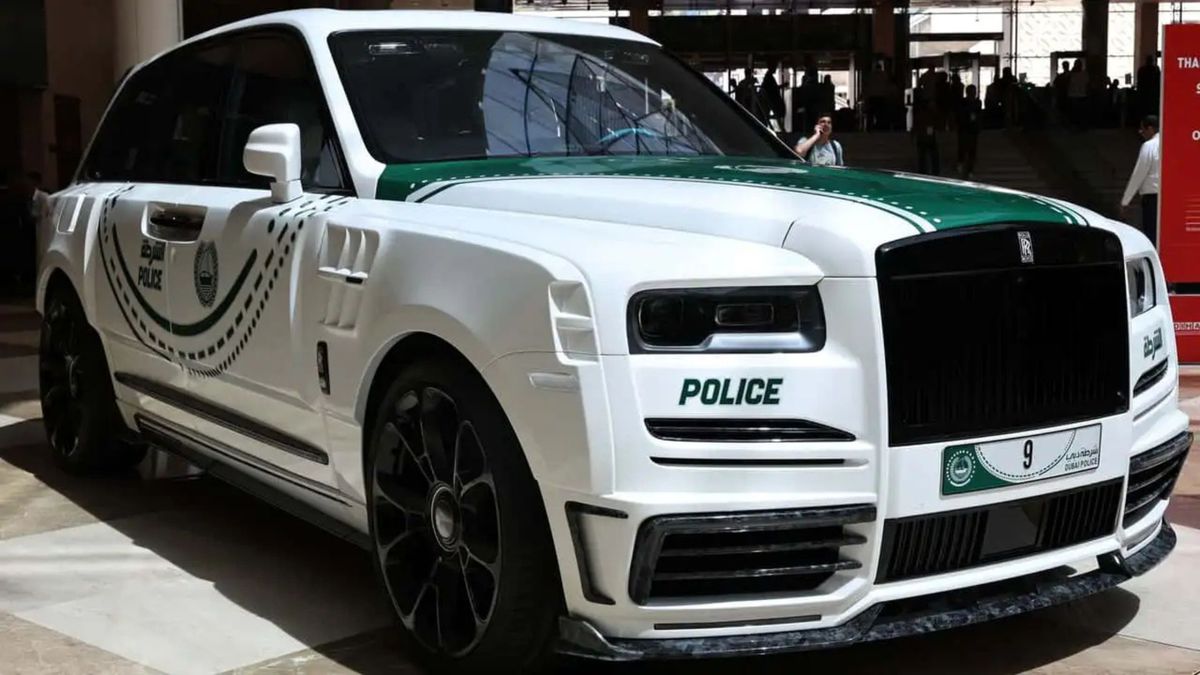 5 carrões que foram transformados em viaturas policiais