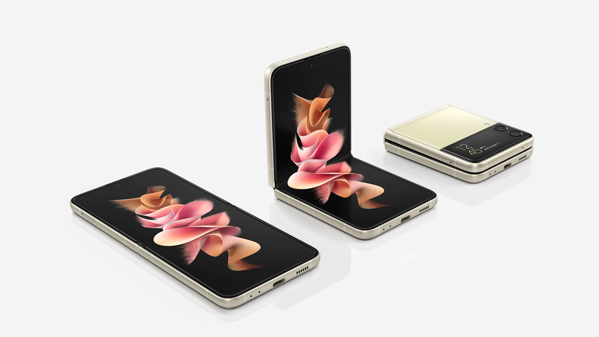 TOPO DE LINHA | Galaxy Z Flip 3 já está mais barato com este cupom
