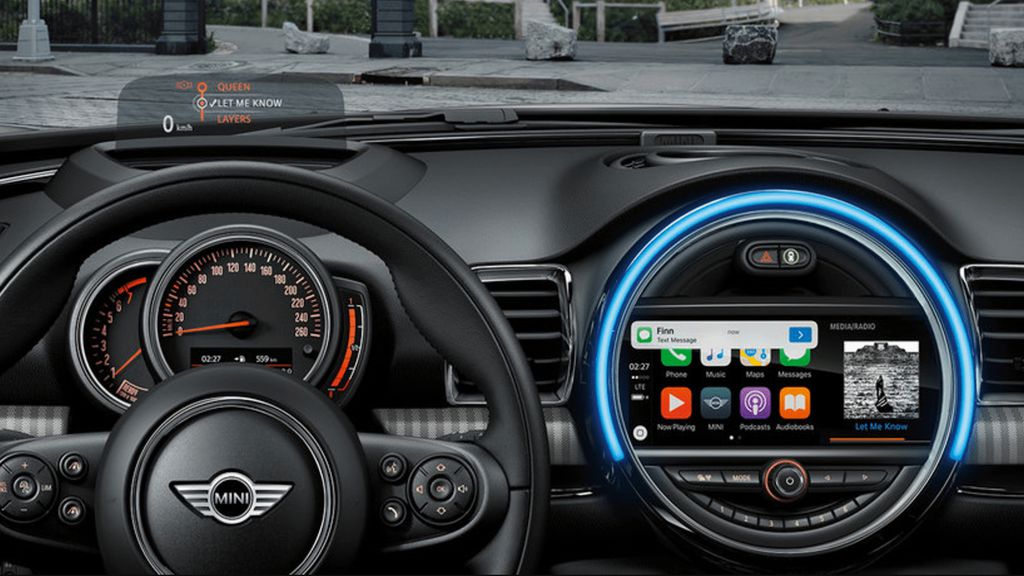 O Apple CarPlay é a melhor maneira de conectar seu iPhone a um carro (Imagem: Divulgação/Mini)