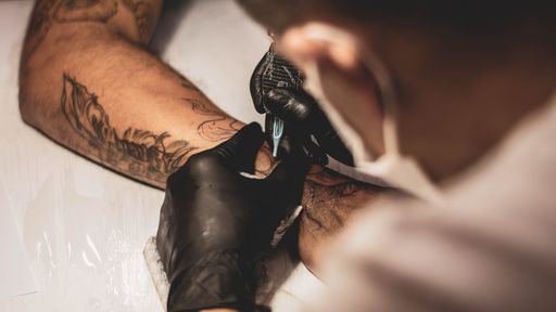 4 aplicativos gratuitos para quem ama tatuagens