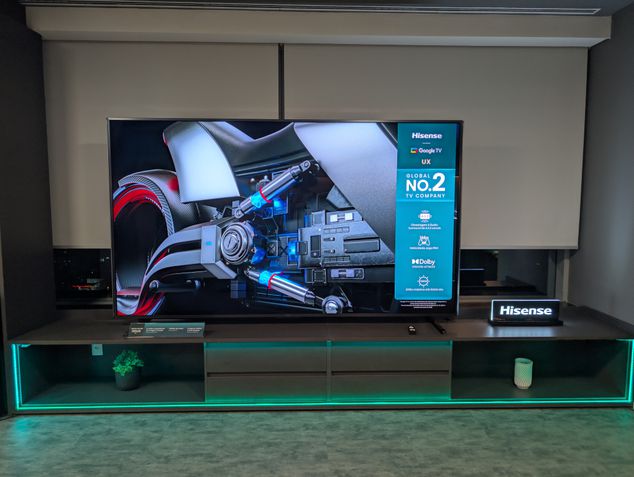 TV Hisense 110UX ULED MiniLED