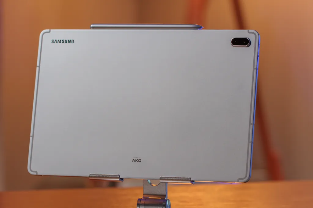 Galaxy Tab S8 FE pode trazer processador MediaTek (Imagem: Ivo Meneghel Jr/Canaltech)