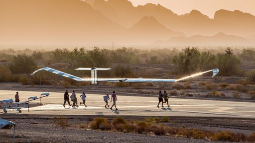 Avião solar da Airbus que pode voar por meses sem parar conclui testes