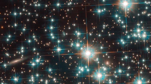 Telescópio Hubble descobre sem querer uma nova galáxia em nossa vizinhança