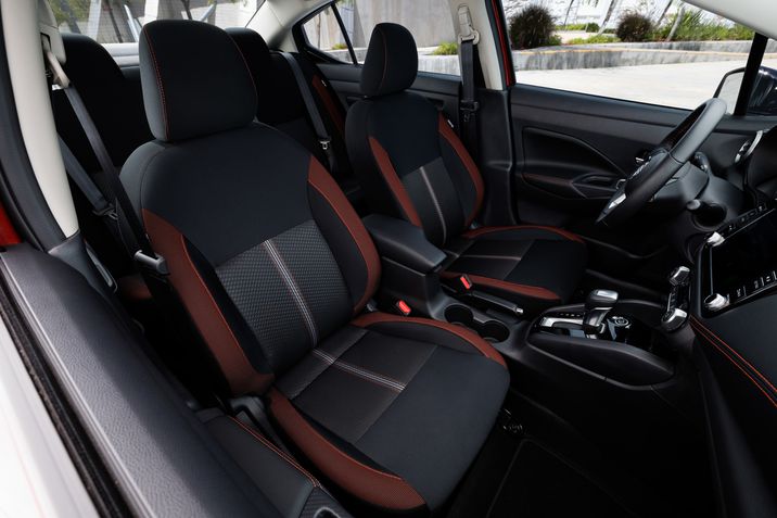 Nissan Versa 2024