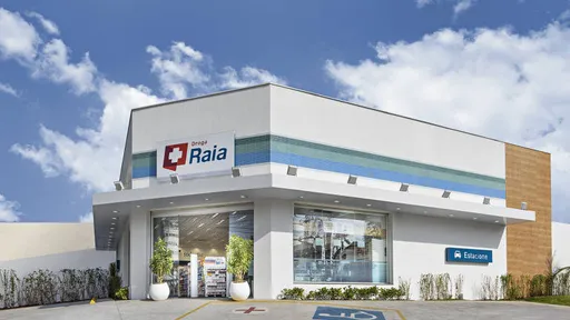 Raia Drogasil | rede de farmácias compra mais três startups