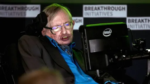Stephen Hawking e bilionário russo anunciam projeto para encontrar ETs