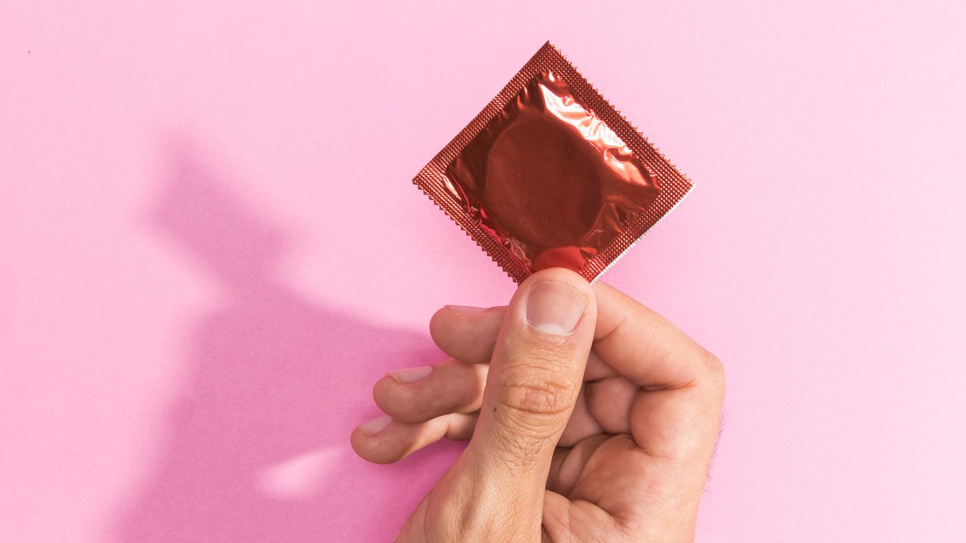 Unisex condom