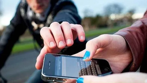 6 passos que você deve seguir ao ter seu celular roubado