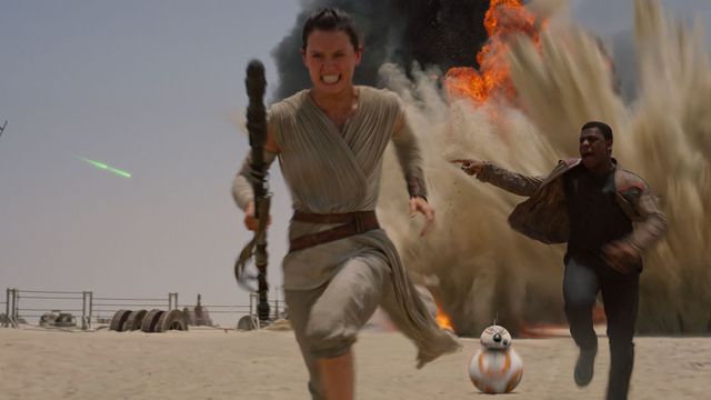 Star Wars: O Despertar da Força quebra recordes de bilheteria em sua estreia