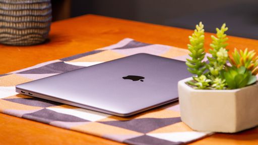 MacBook com M1 tem problema de telas trincando "do nada" relatado por usuários