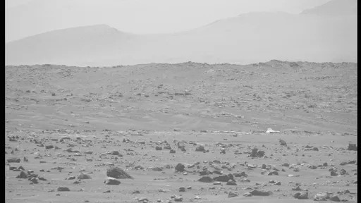 Perseverance pode ter encontrado paraquedas usado em sua chegada a Marte