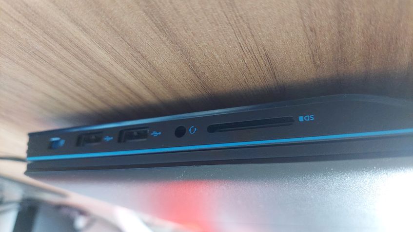 Dell lança monitores Alienware com até 360 Hz e suporte para headset -  Canaltech