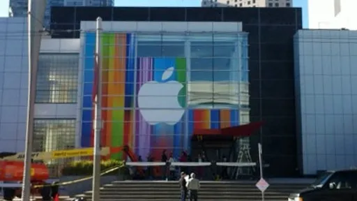 Fotos: Apple já prepara centro de convenções para o seu evento do dia 12