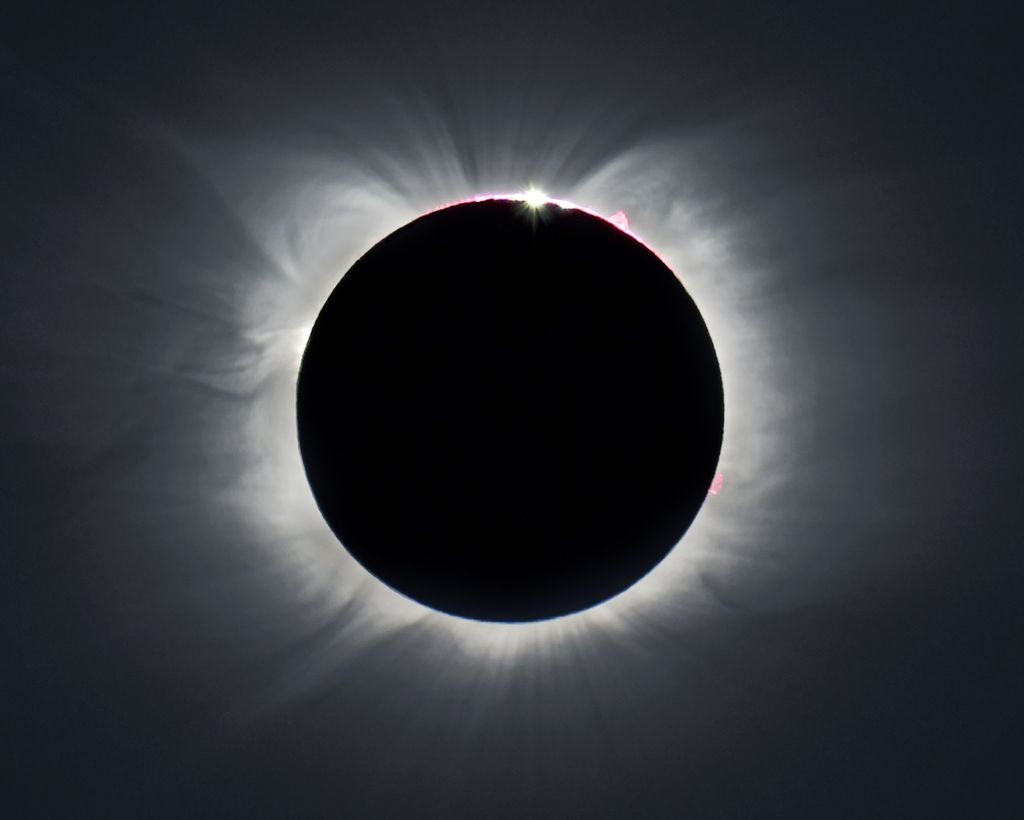 Eclipse solar total (Imagem: Reprodução/Theo Boris, Christian A. Lockwood, David Zimmermann (JM Pasachoff Antarctic Expedition)