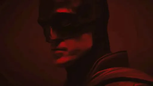 The Batman | Diretor revela primeiras imagens de Robert Pattinson como o herói