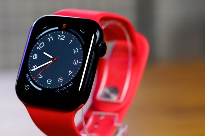 Review Apple Watch SE  Poucos cortes, mas faltou o principal - Canaltech