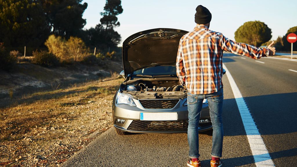 Descer do carro sem colete refletivo pode gerar multa no Brasil em breve
