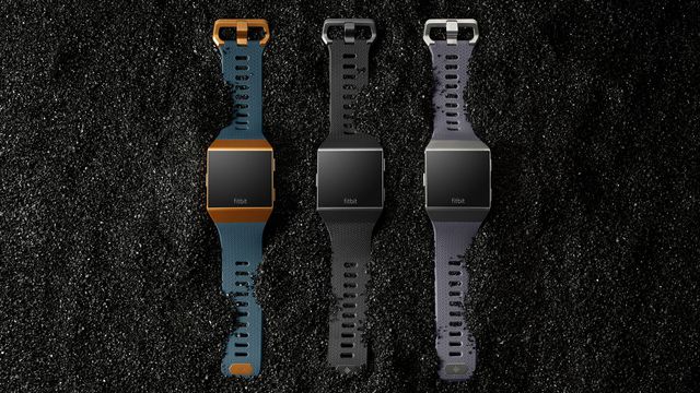 Smartwatch Fitbit Ionic será lançado no dia 1 de outubro por US$ 299,95