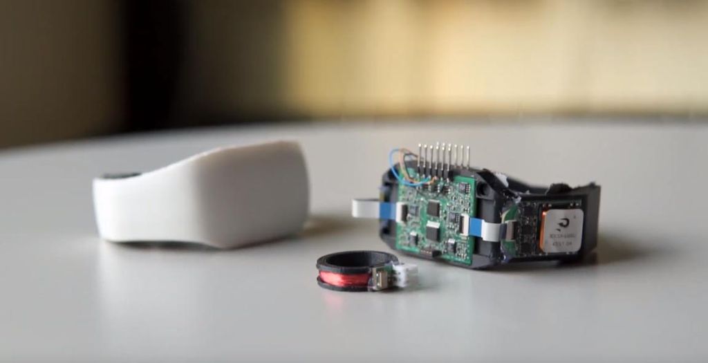 Pesquisadores criam sensor de momento com pulseira inteligente