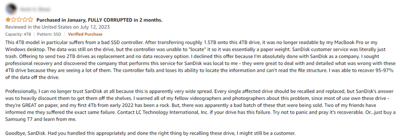 Consumidor insatisfeito com SSD portátil da SanDisk na Amazon