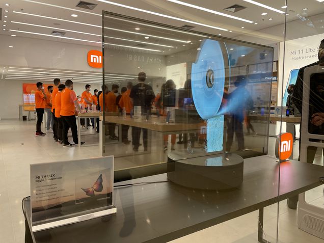 Xiaomi Mi TV Lux Transparent Edition