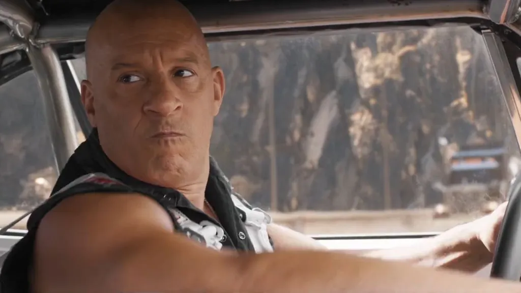 Filme derrapa bonito toda vez que Vin Diesel precisa entregar o mínimo de expressividade (Imagem: Reprodução/Universal Pictures)