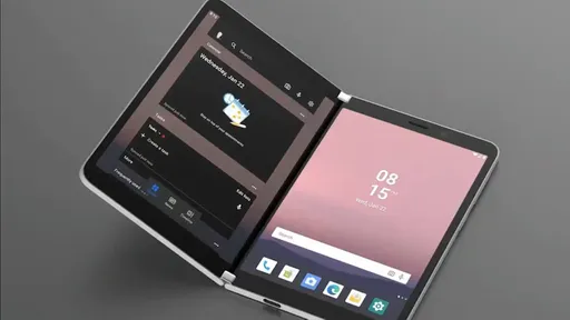 Surface Duo é flagrado funcionando com Android; veja o vídeo