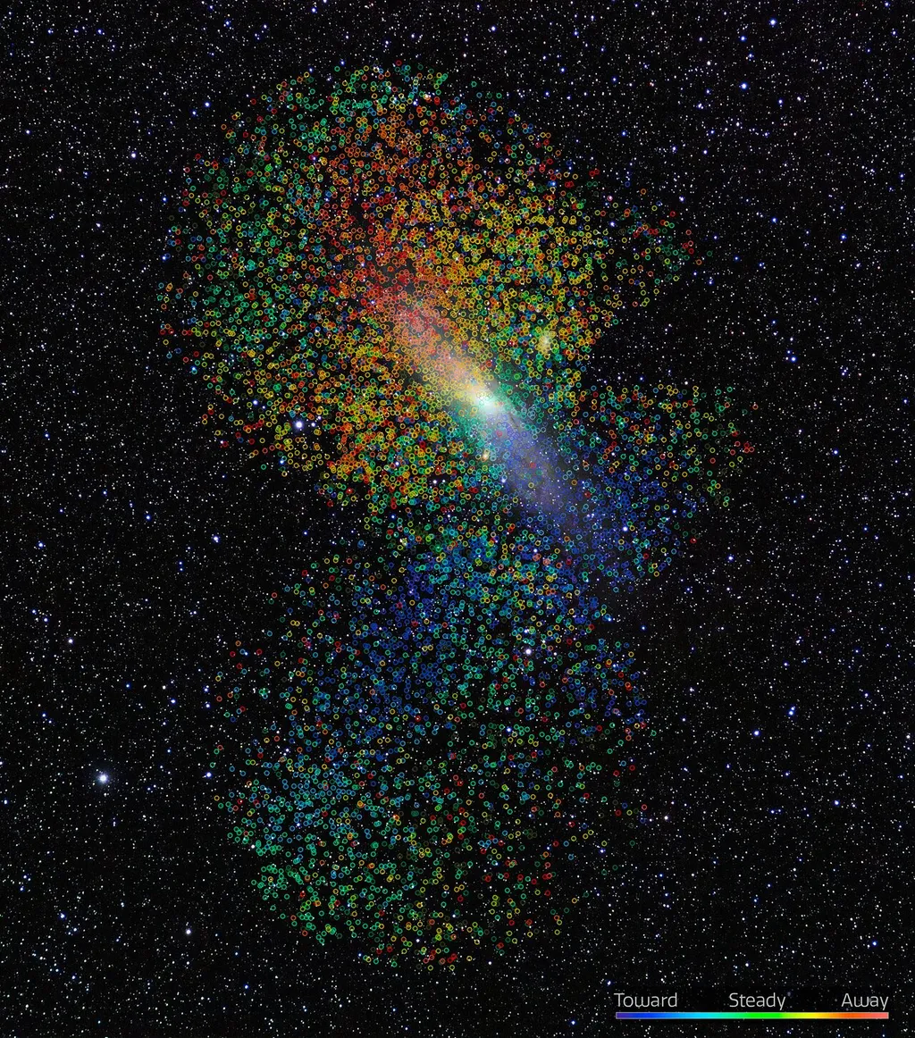 Neste mapa da galáxia Andrômeda, cada pontinho representa uma estrela; as cores idnicam se elas estão se afastando ou aproximando de nós (Imagem: ReproduçãoKPNO/NOIRLab/AURA/NSF/E. Slawik/D. de Martin/M. Zamani)