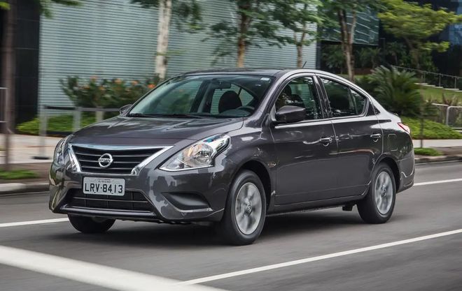 Versa da geração antiga fecha lista de bons carros até R$ 50 mil